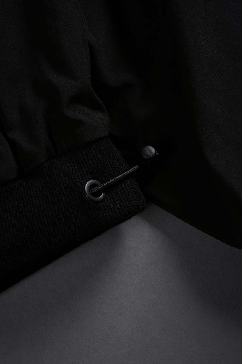 Darc Sport Roses While We're Here Cropped Zip Mockneck Sweater Černé | 51602GQPY